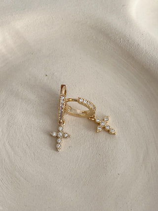 Mini créoles Astrid croix