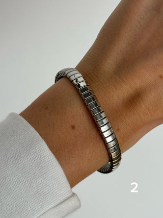 Bracelet Carry