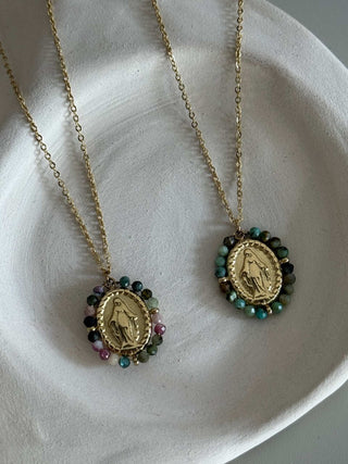 Collier Léon