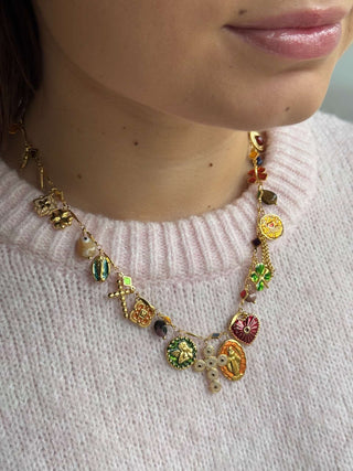 Collier Linda